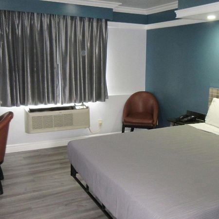 Rodeway Inn Commerce - Los Angeles Екстер'єр фото