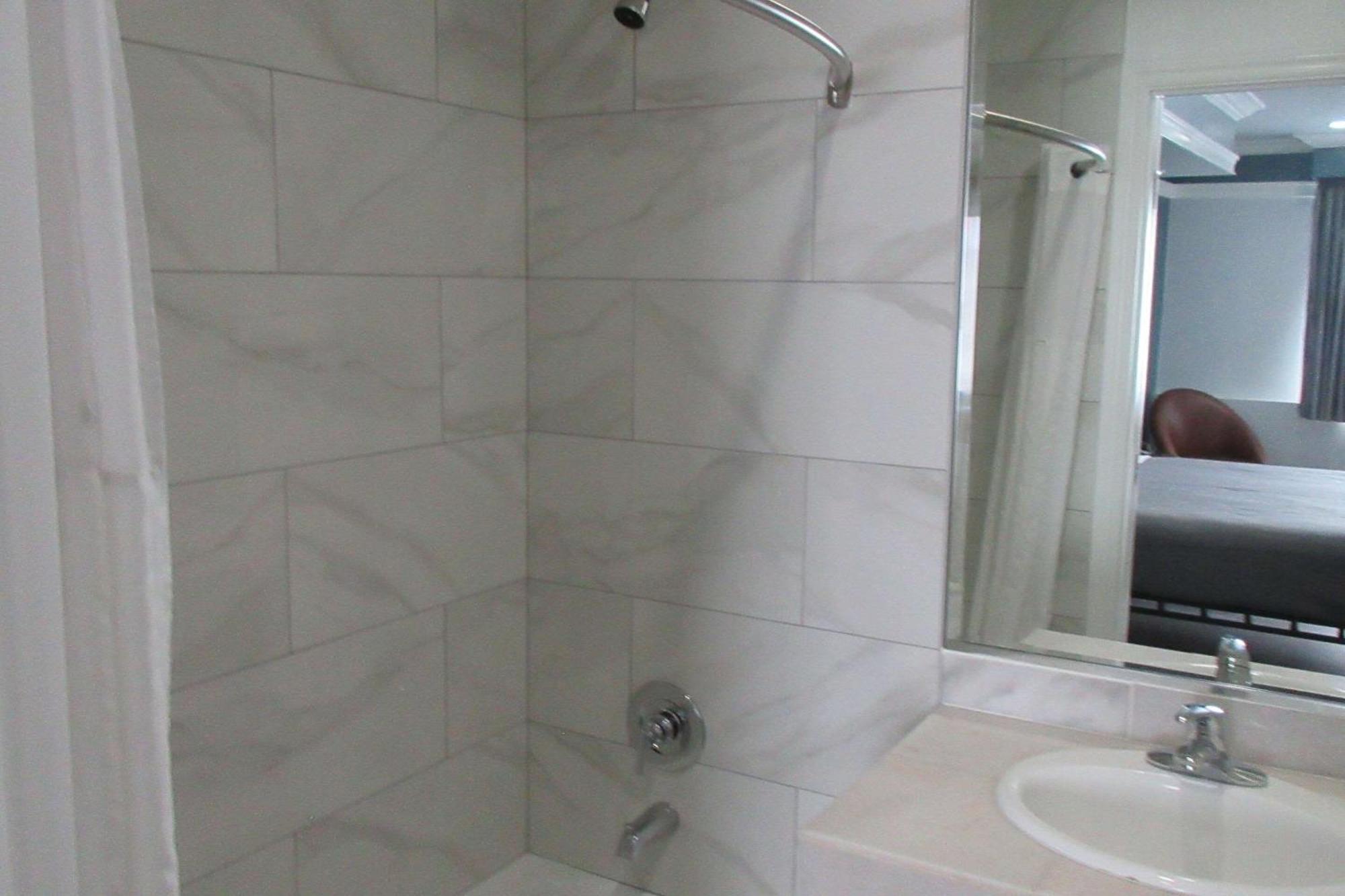 Rodeway Inn Commerce - Los Angeles Екстер'єр фото